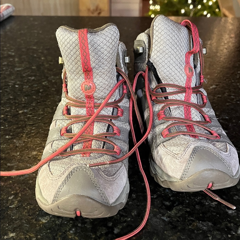 Merrell boots - Picture 2 of 4